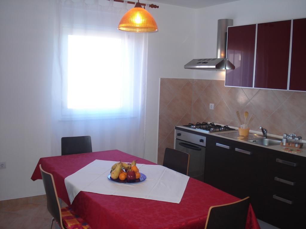 Apartments Buzleta II ฟาชานา ภายนอก รูปภาพ