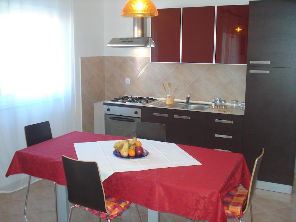Apartments Buzleta II ฟาชานา ห้อง รูปภาพ